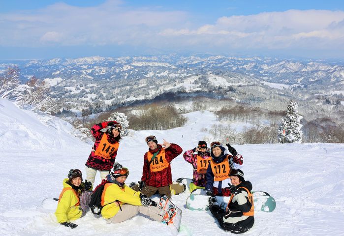 留学生スキー＆スノボイベント風景